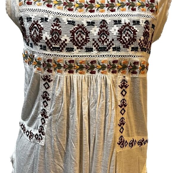 Free People Cream Sleeveless Embellished Blouse - Picture 5 of 15